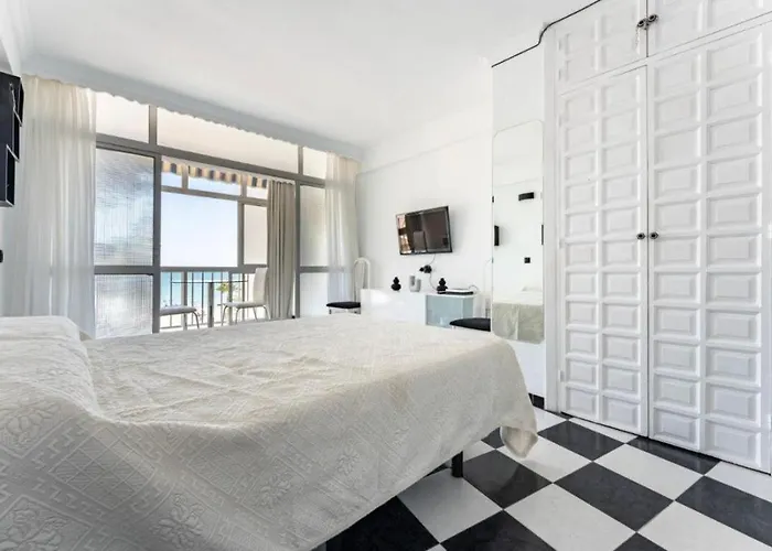 Apartment Miramar Pacos